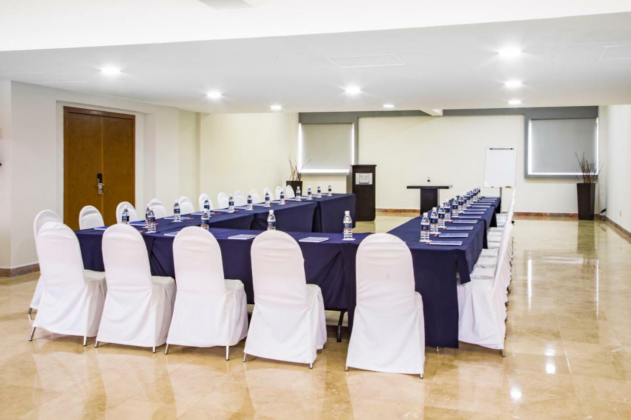 Imperio De Angeles Executive Leon Poliforum Экстерьер фото
