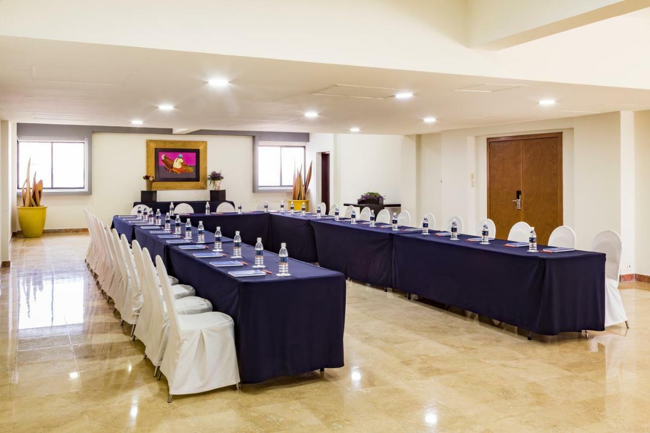 Imperio De Angeles Executive Leon Poliforum Экстерьер фото