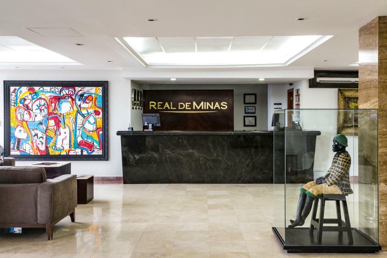 Imperio De Angeles Executive Leon Poliforum Экстерьер фото
