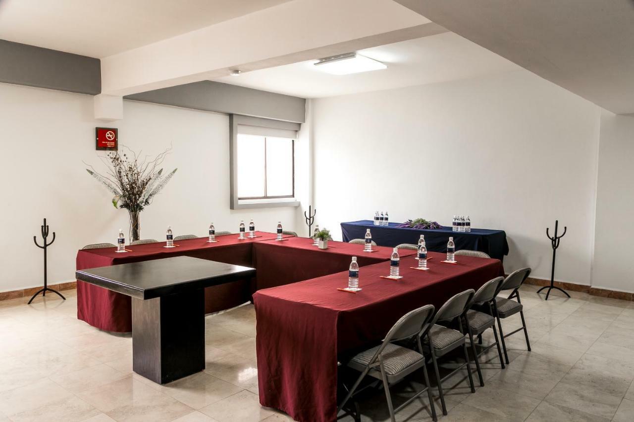 Imperio De Angeles Executive Leon Poliforum Экстерьер фото