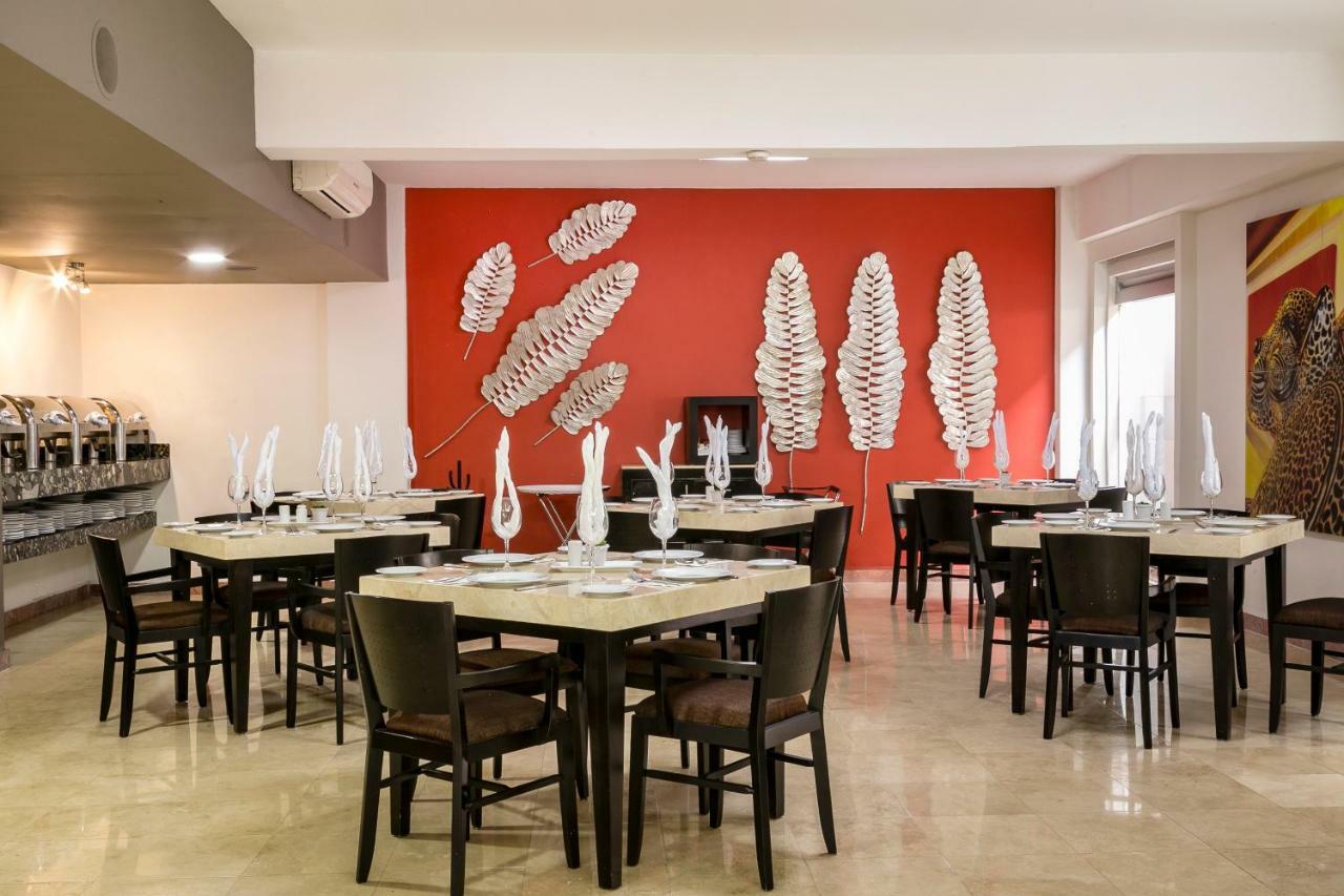 Imperio De Angeles Executive Leon Poliforum Экстерьер фото